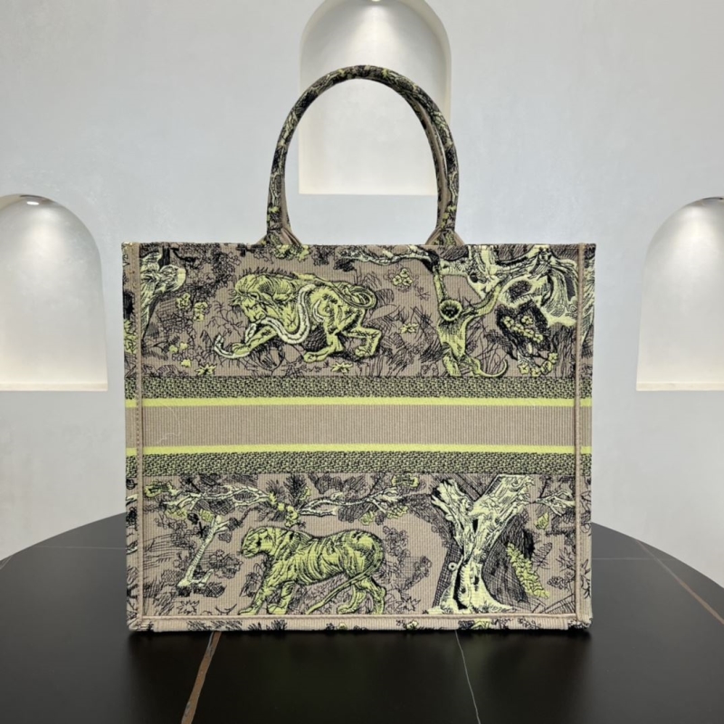 Dior Shopping Bags